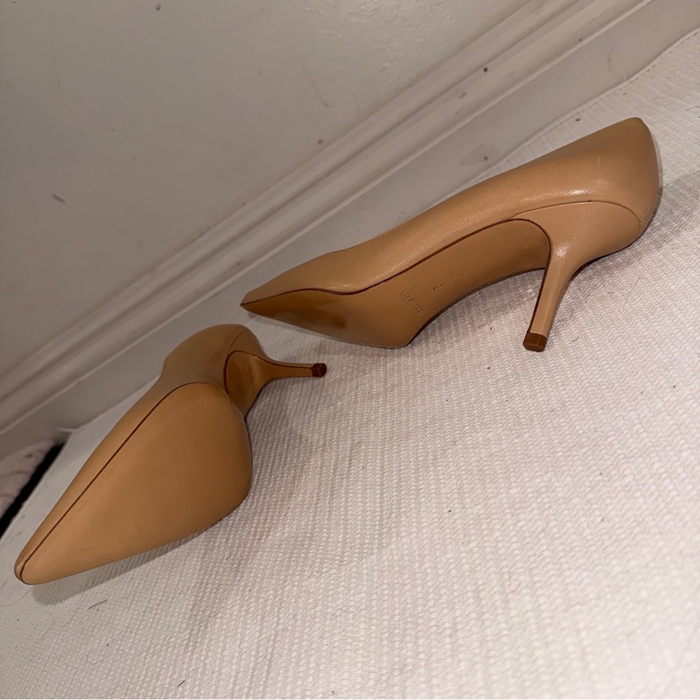Coach Alison D4 Nude Leather Kitten Heels Size 8B Made in Italy NWOT - Picture 4 of 11